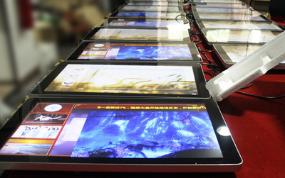 【工廠生產22寸壁掛廣告機 電梯/樓宇量身打造 傳媒公司放心的產品】價格,廠家,圖片,廣告機,廣州本獅電子-